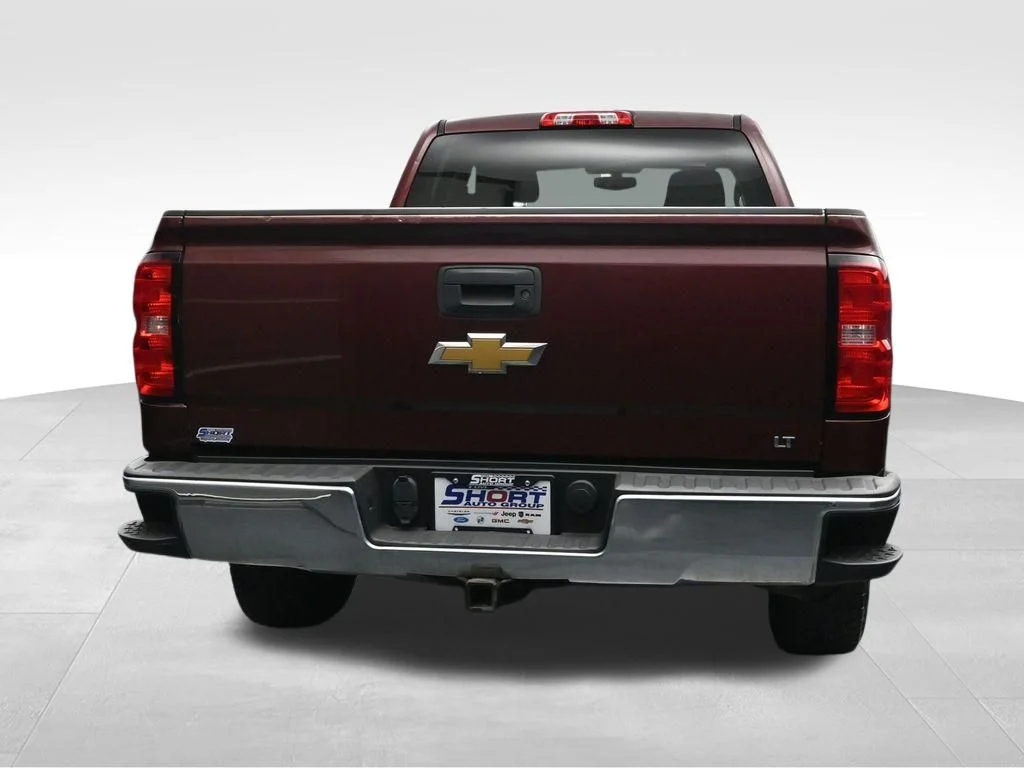 Used 2015 Red Chevrolet LT image 4