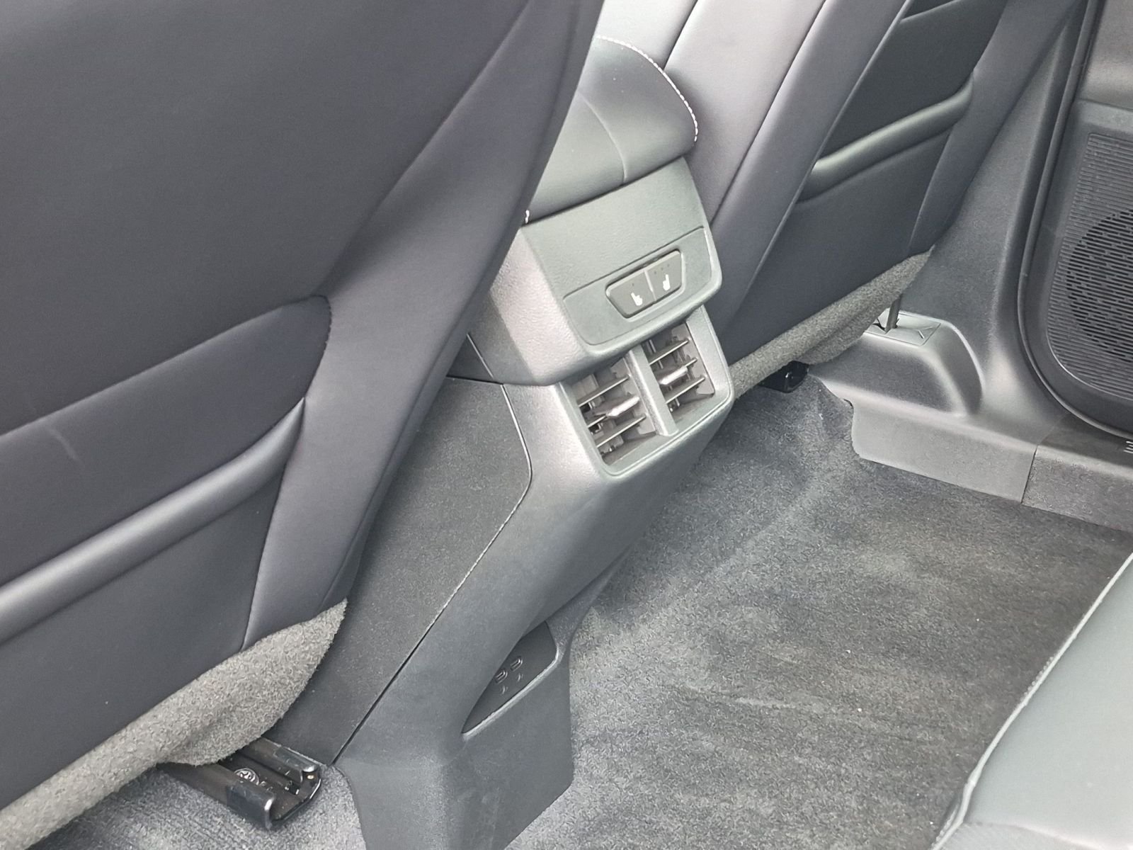 2026 GMC Terrain Denali - Photo 21