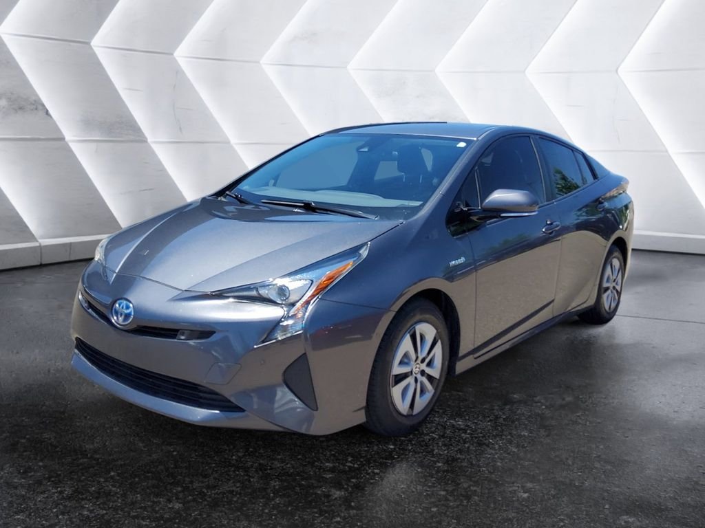 Used 2018 Gray Toyota Two image 3