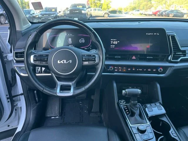 Used 2025 White Kia EX image 17