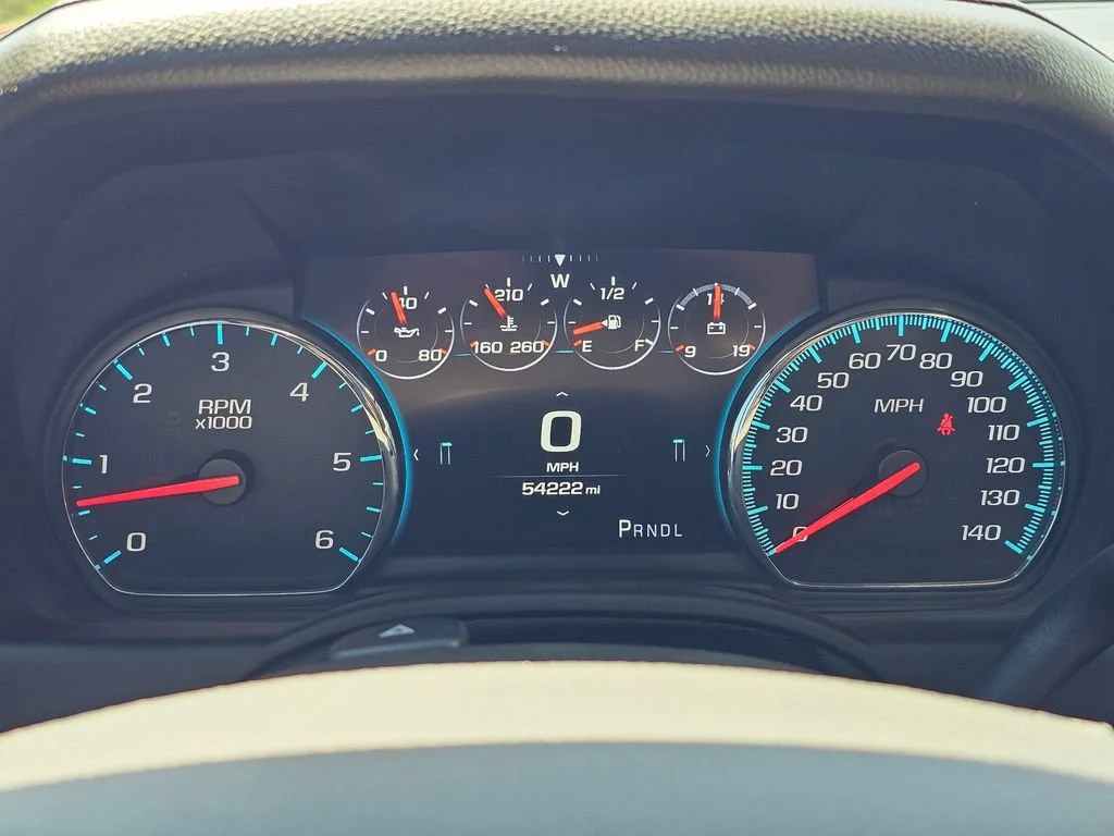 Used 2018 SUMMIT WHITE Chevrolet Premier image 32