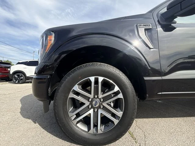 Used 2023 Black Ford XL image 10