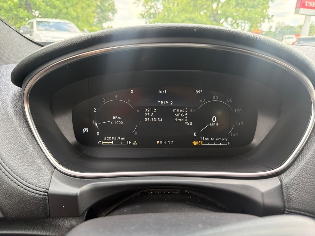 Used 2019 Black Lincoln Select image 18