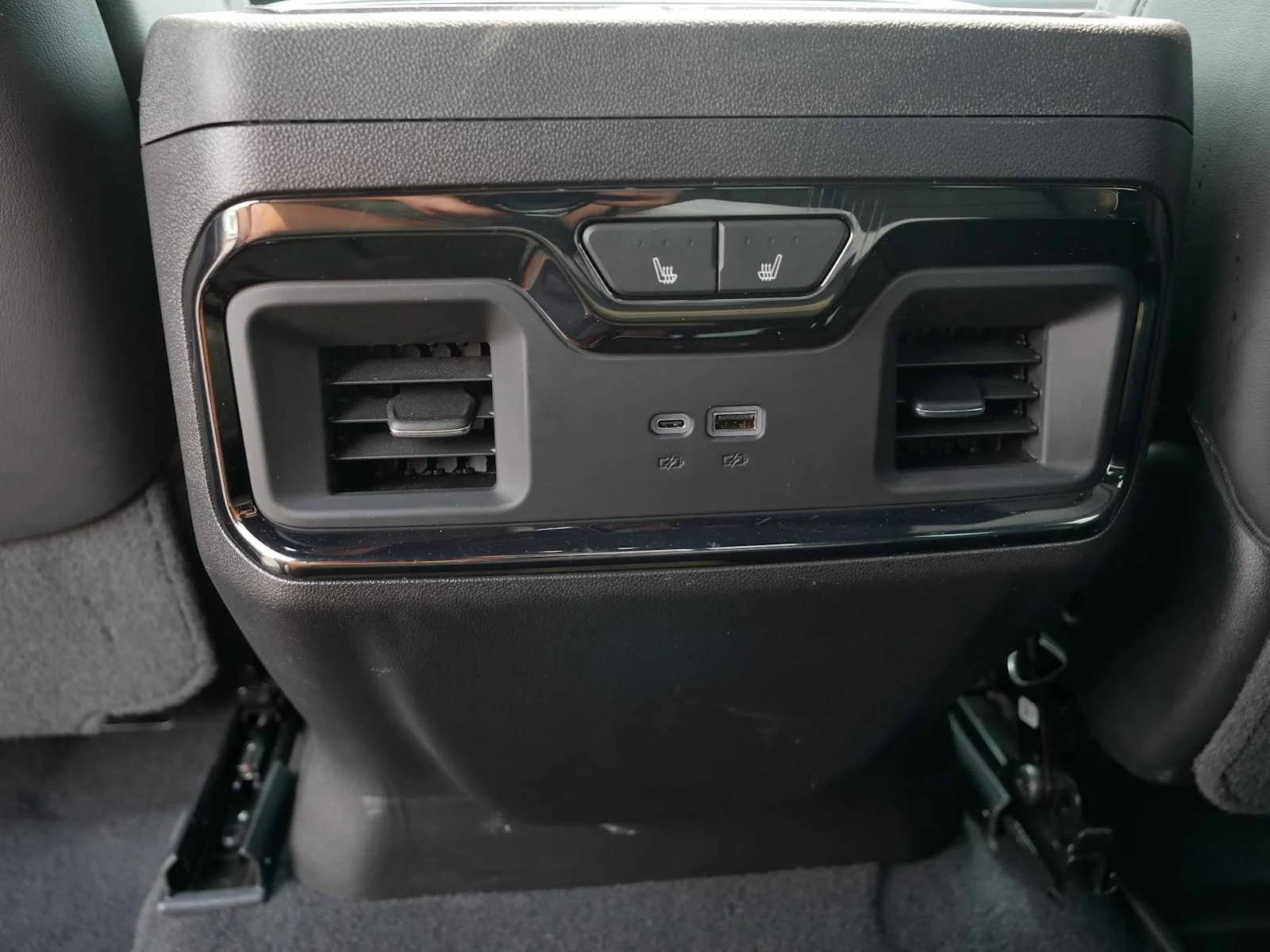 2024 GMC Sierra 1500 AT4X - Photo 17
