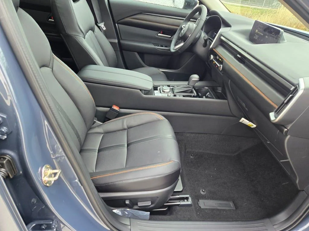 2026 Mazda CX-50 Premium - Photo 4