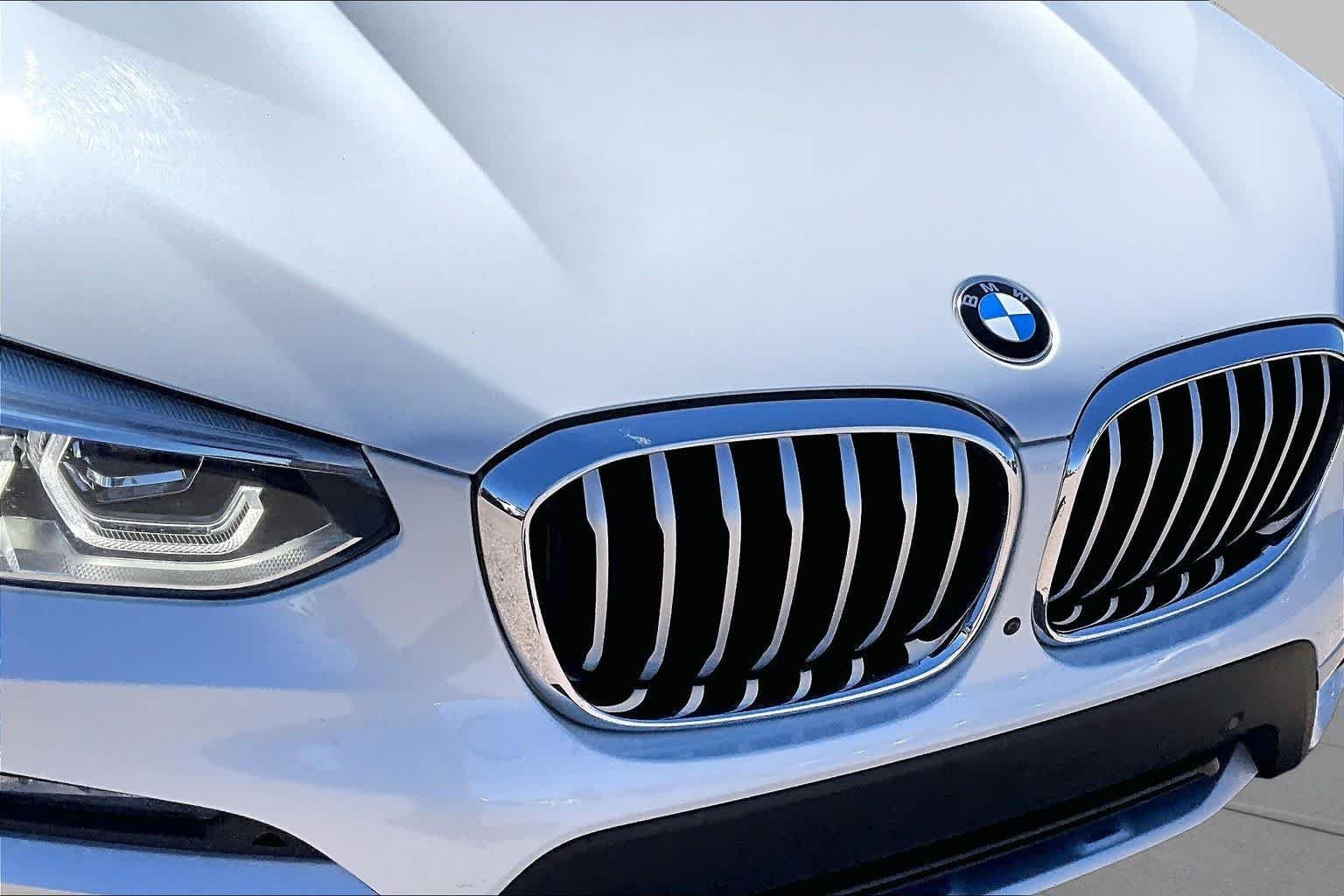 Used 2021 Mineral White Metallic BMW xDrive30i image 26