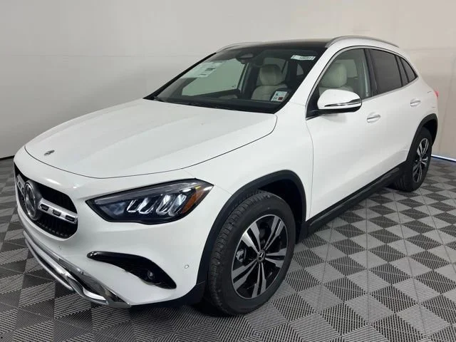 New 2026 Polar White Mercedes-Benz GLA 250 image 46