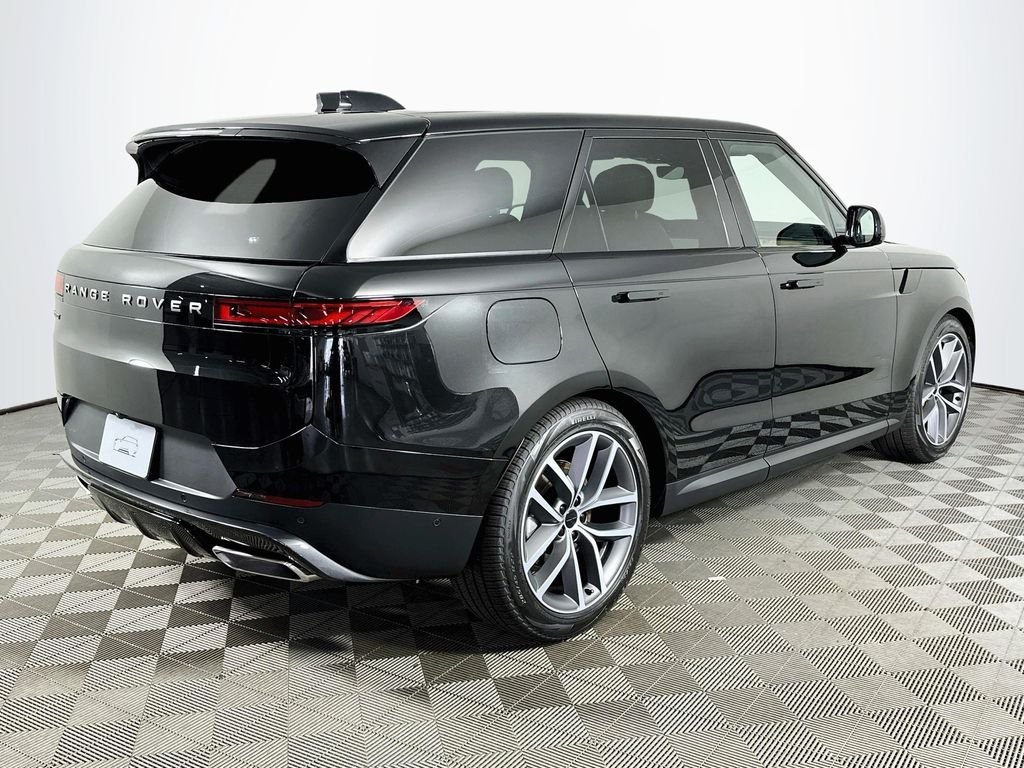New 2027 Santorini Black LAND ROVER  image 5