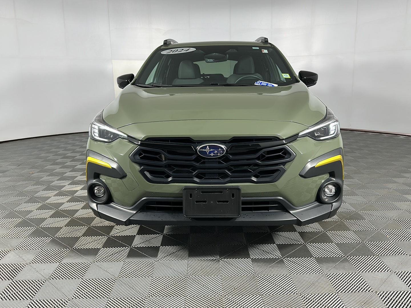 Used 2024 Alpine Green Subaru Sport image 4