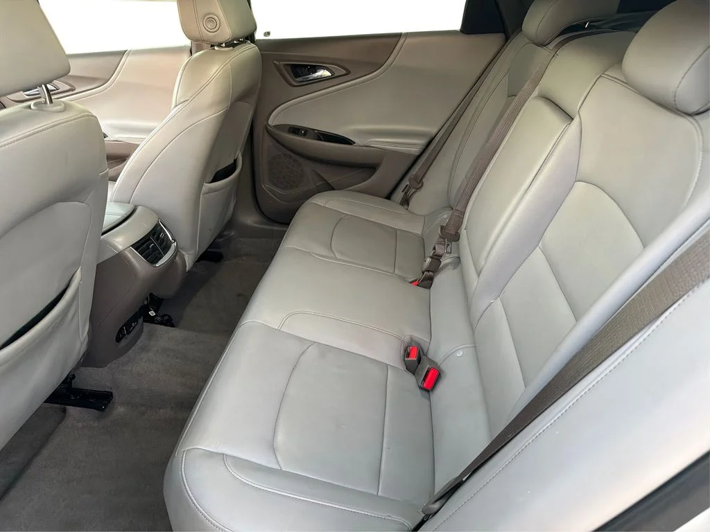 Used 2016 Silver Ice Metallic Chevrolet LT image 11