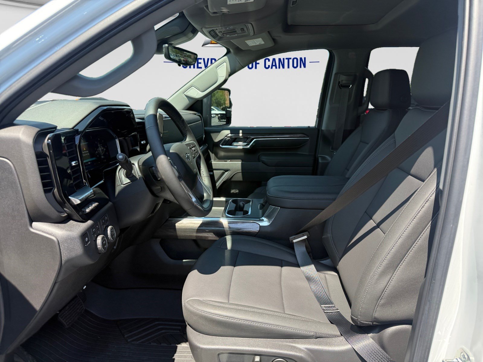 2026 Chevrolet Silverado 2500 HD LTZ - Photo 9
