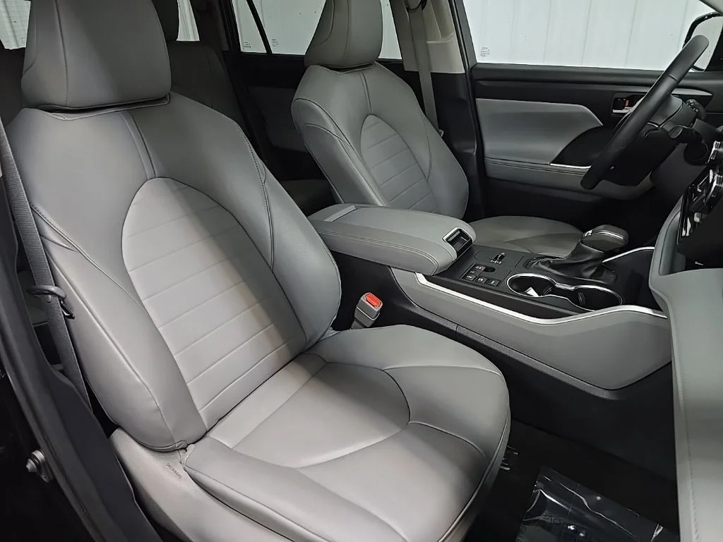 Used 2024 Black Toyota XLE image 15