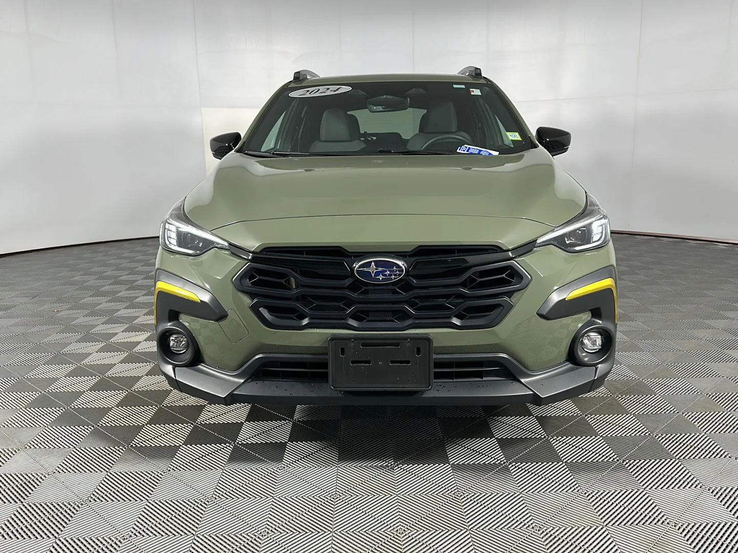 Used 2024 Alpine Green Subaru Sport image 4