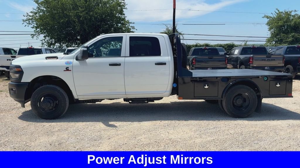 New 2026 Bright White Clear-Coat Exterior Paint RAM Tradesman image 10