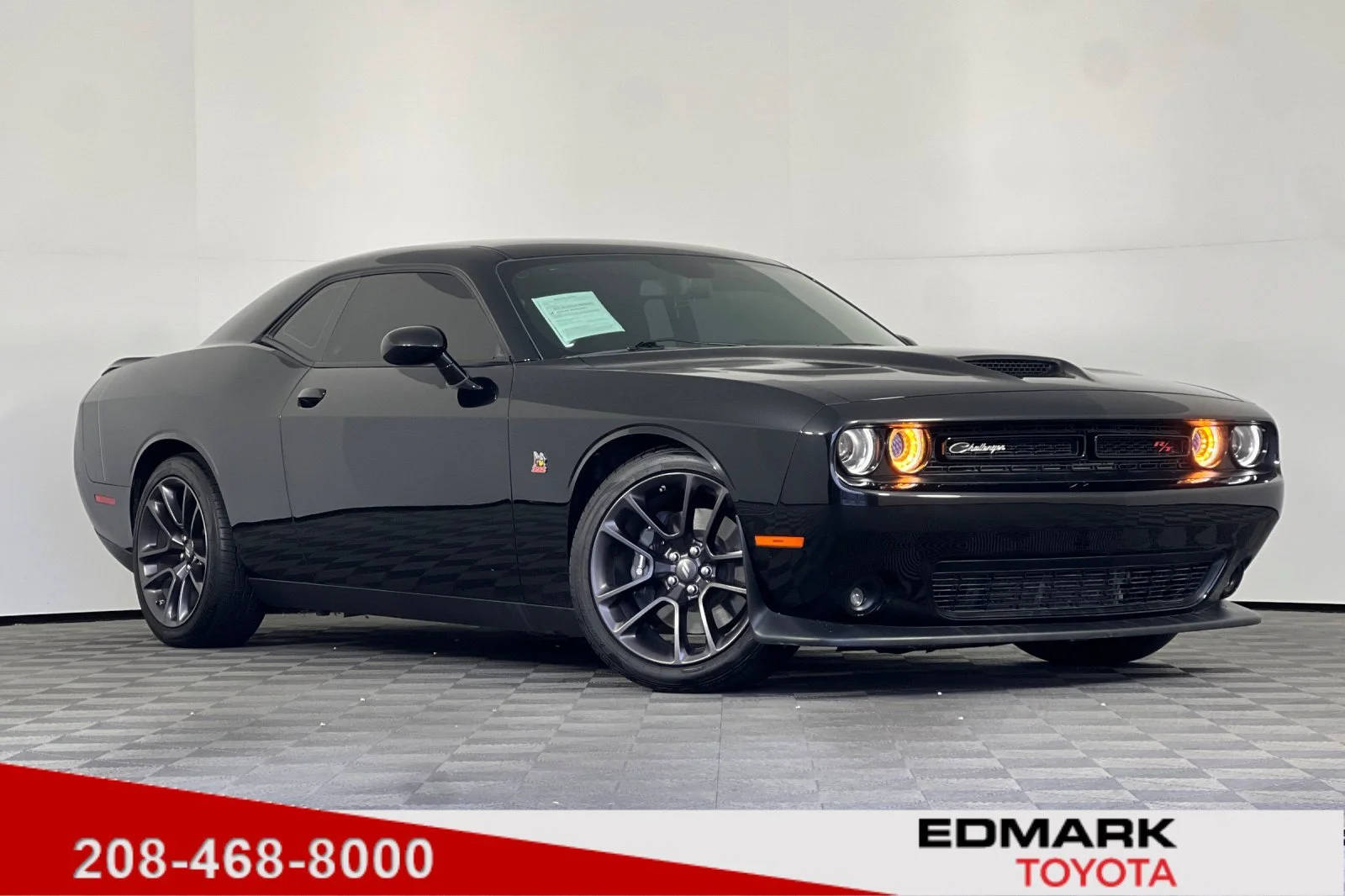 Used 2022 Pitch Black Clearcoat Dodge R/T Scat Pack image 1