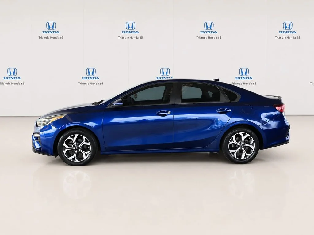 Used 2021  Kia FE image 3