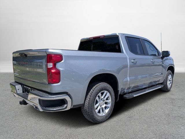 New 2026 Sterling Gray Metallic Chevrolet LT image 4