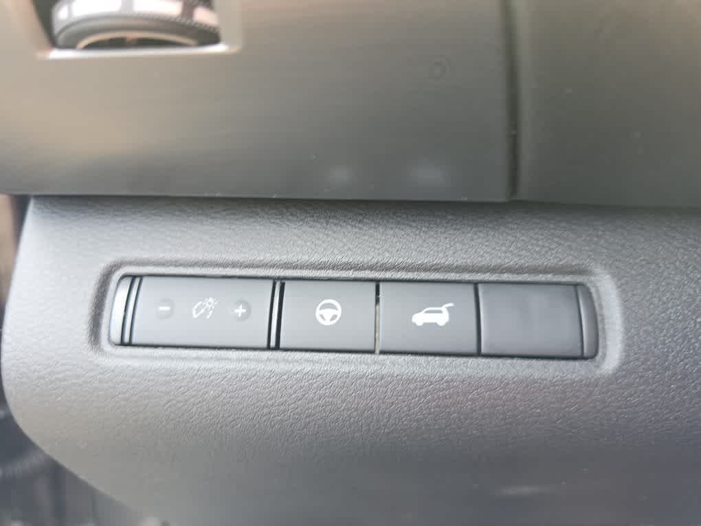 Used 2025 Gun Metallic Nissan SL image 23
