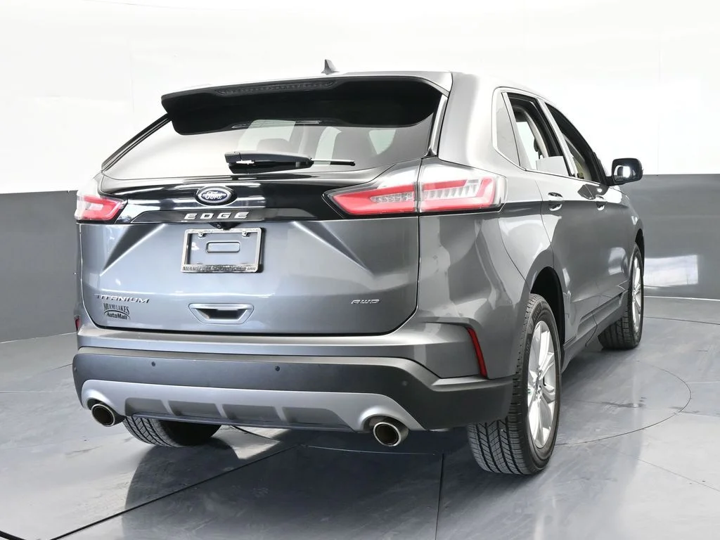 Used 2022 Gray Metallic Ford Titanium image 5