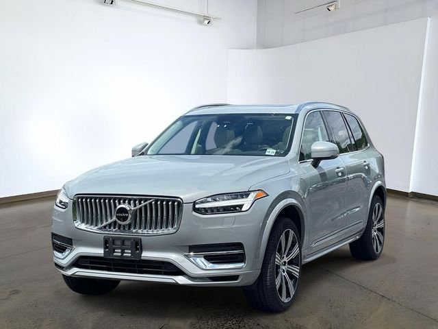 Certified Used 2025 Gray Volvo T8 Plus image 1