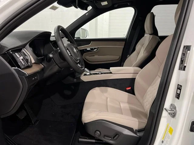New 2026 Crystal White Volvo Plus image 9