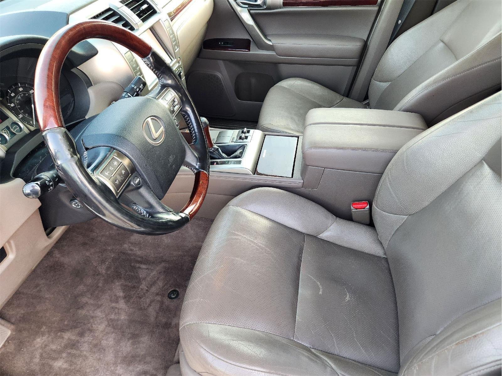 Used 2016 Starfire Pearl Lexus  image 12