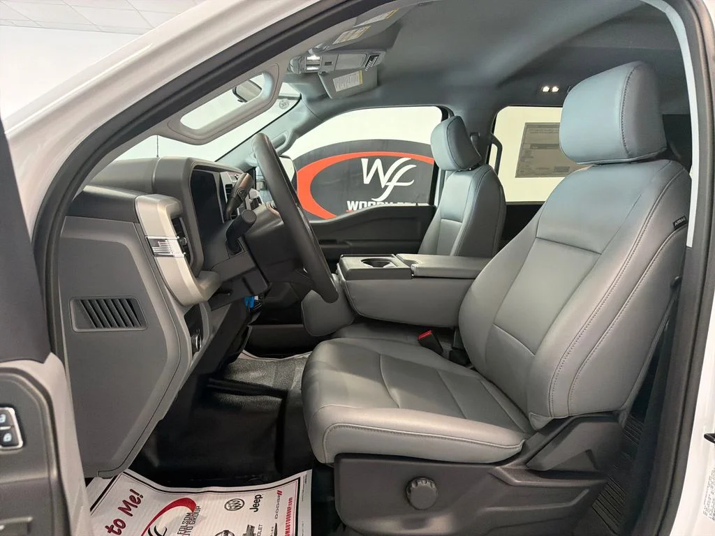 New 2027 Oxford White Ford F-350® XL image 12