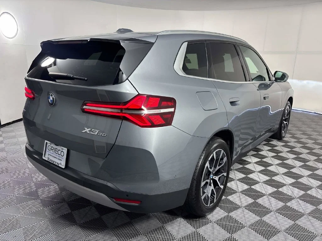 Used 2025 Gray Metallic BMW 30 xDrive image 6