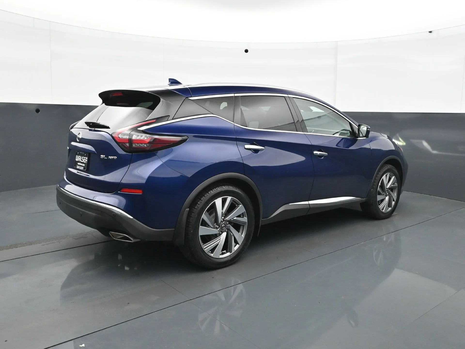 Used 2020 Deep Blue Pearl Nissan SL image 7