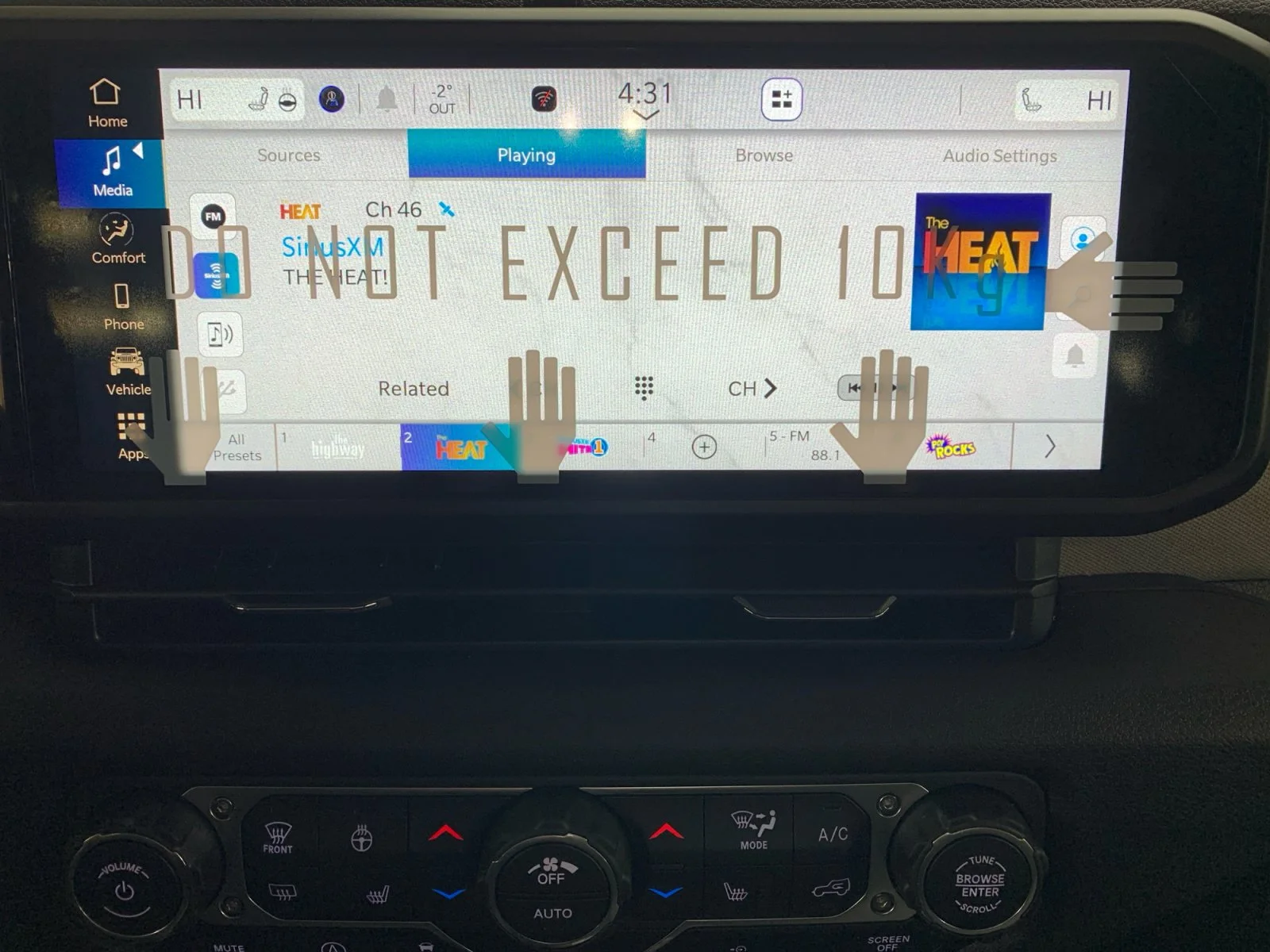 New 2026 REIGN Jeep Sport S image 21