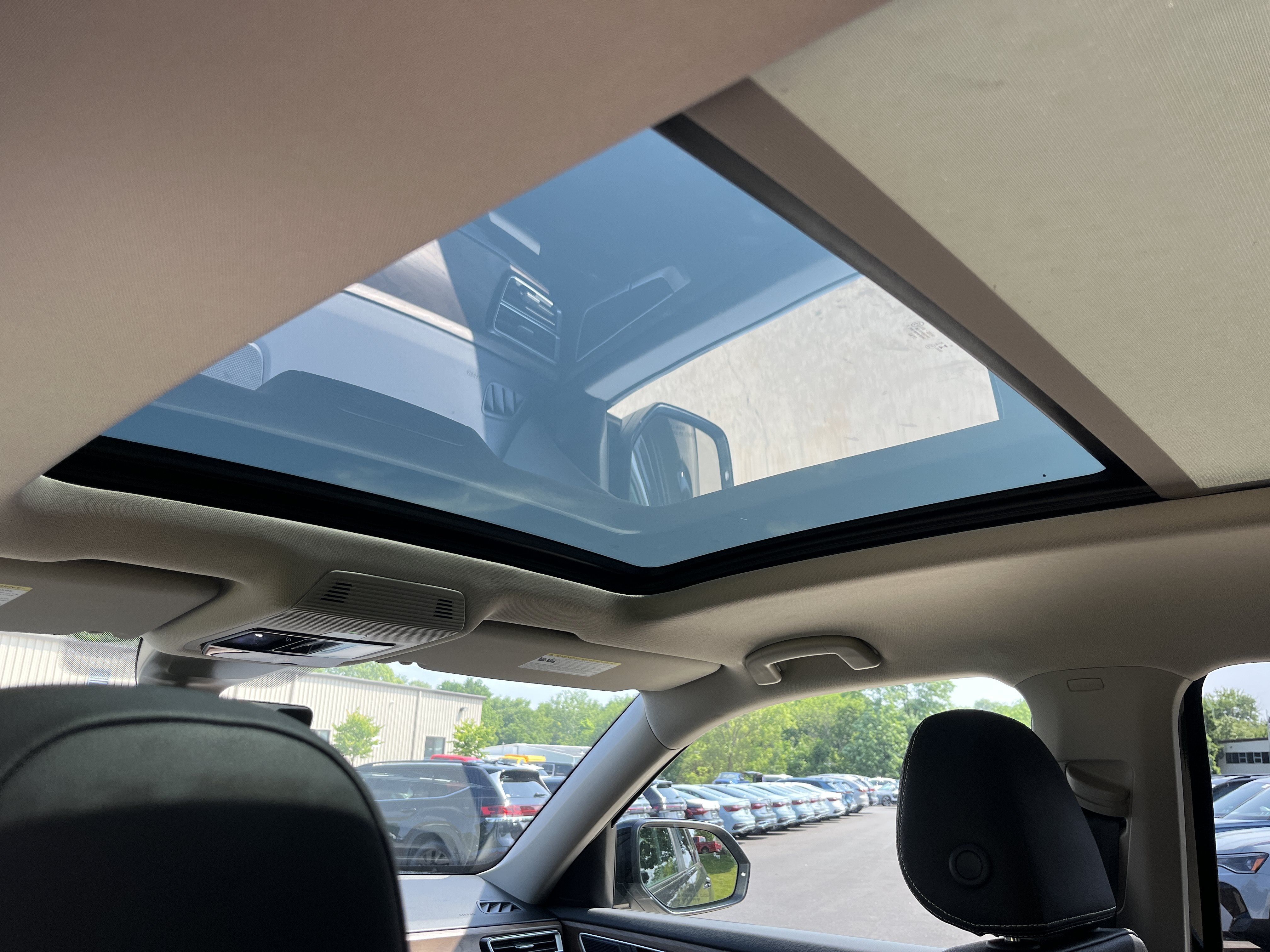 New 2026 Black Volkswagen 2.0T SE w/Technology image 6