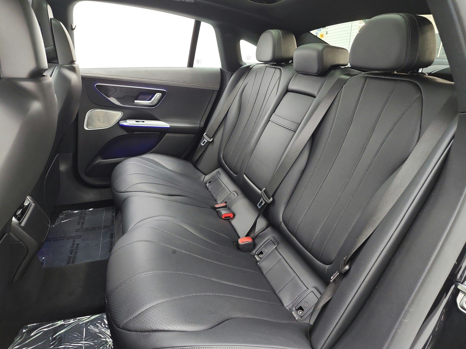 Used 2023 Obsidian Black Metallic Mercedes-Benz EQE 350 4MATIC®+ Sedan image 15