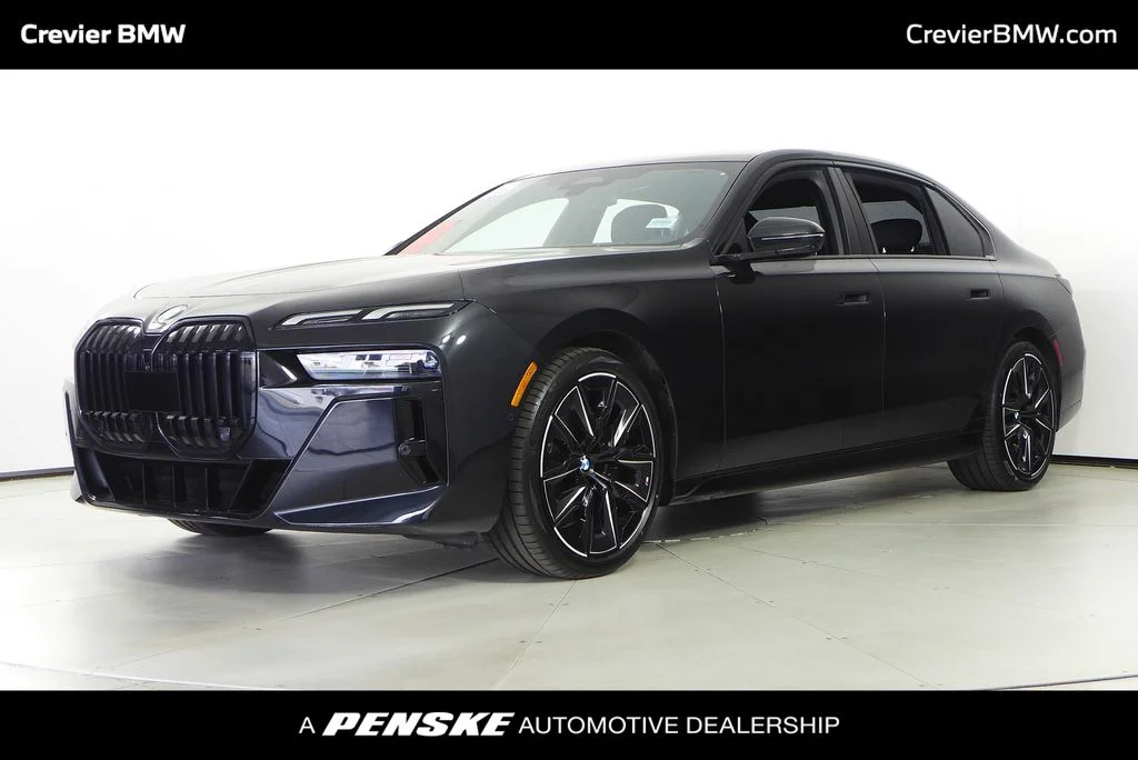 2023 BMW 7 Series 740i's photo
