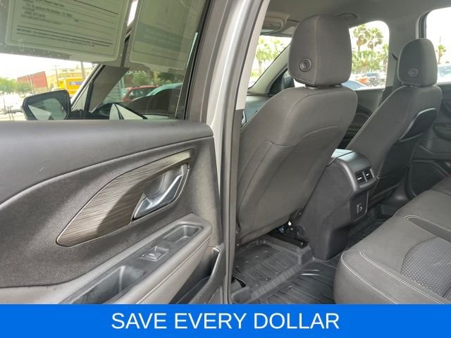 Used 2023 Silver GMC SLE image 25