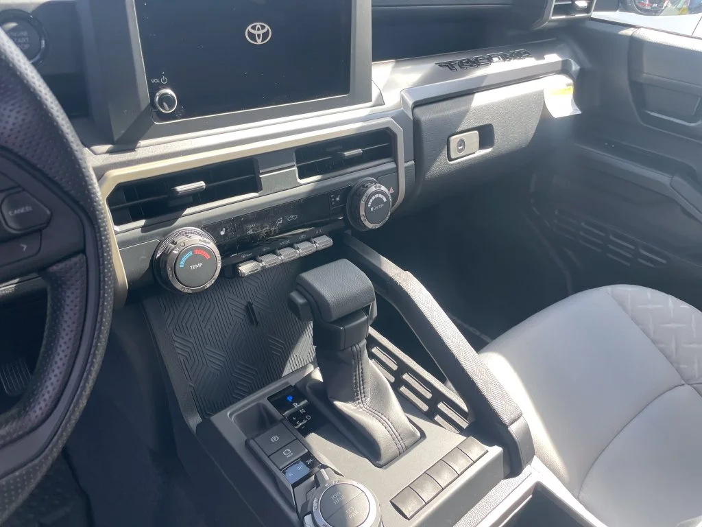 New 2026 Celestial Silver Metallic Toyota  SR5 image 19