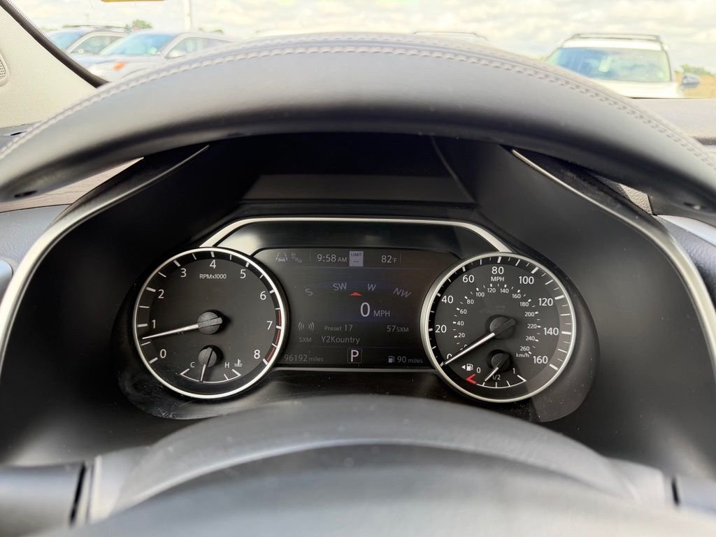 Used 2020 Orange Nissan Platinum image 23