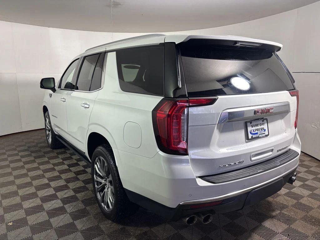 Used 2021 White Frost GMC Denali image 28
