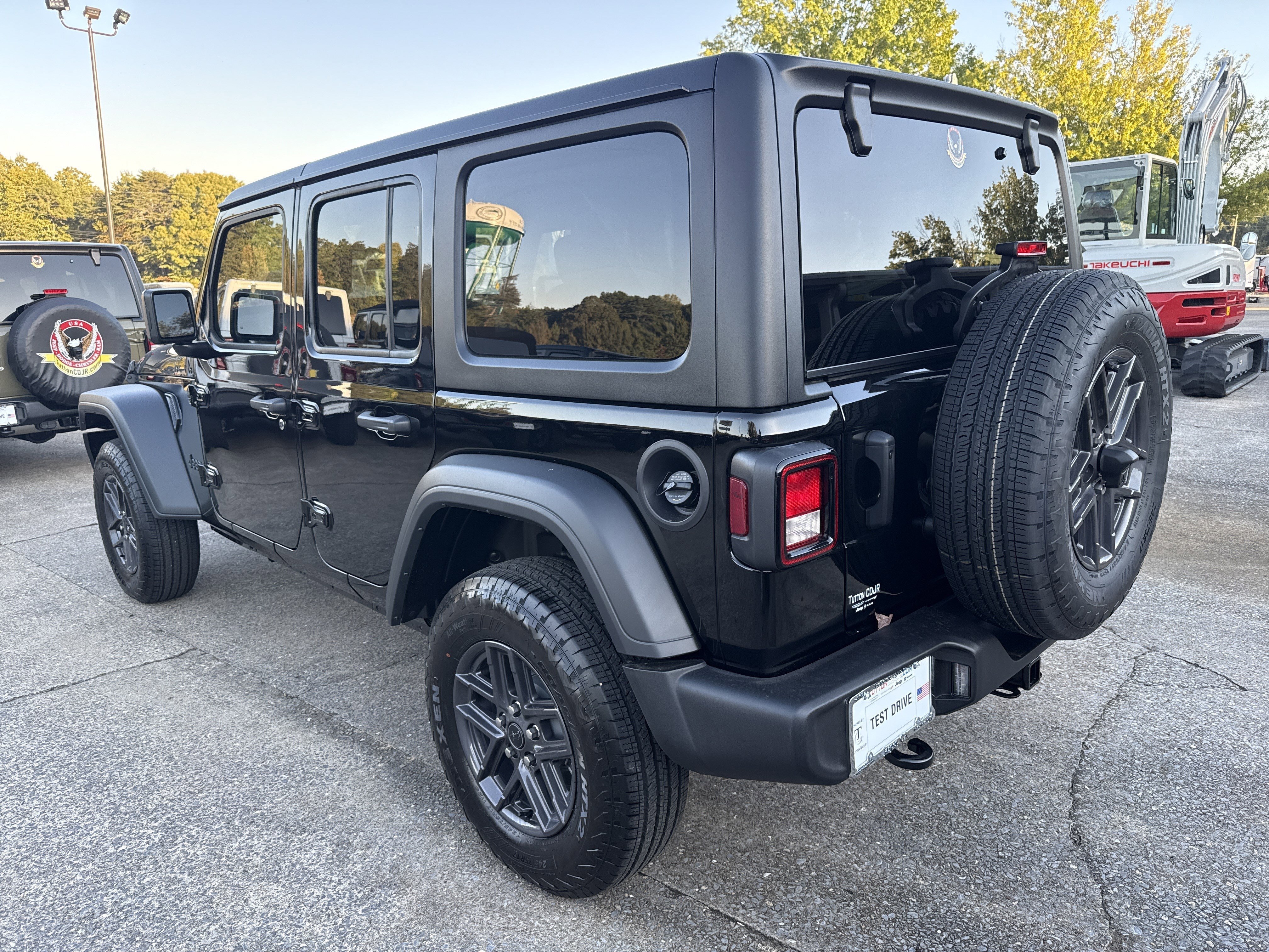 New 2026 Black Clear-Coat Exterior Paint Jeep Sport S image 5