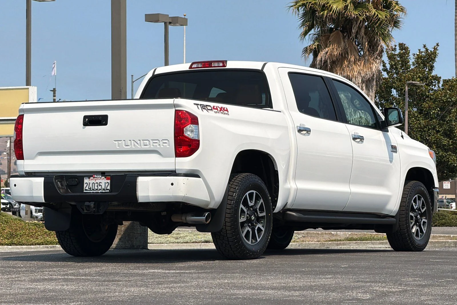 Used 2016 White Toyota 1794 image 4