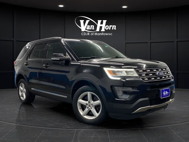 2017 Ford Explorer XLT 4WD's photo