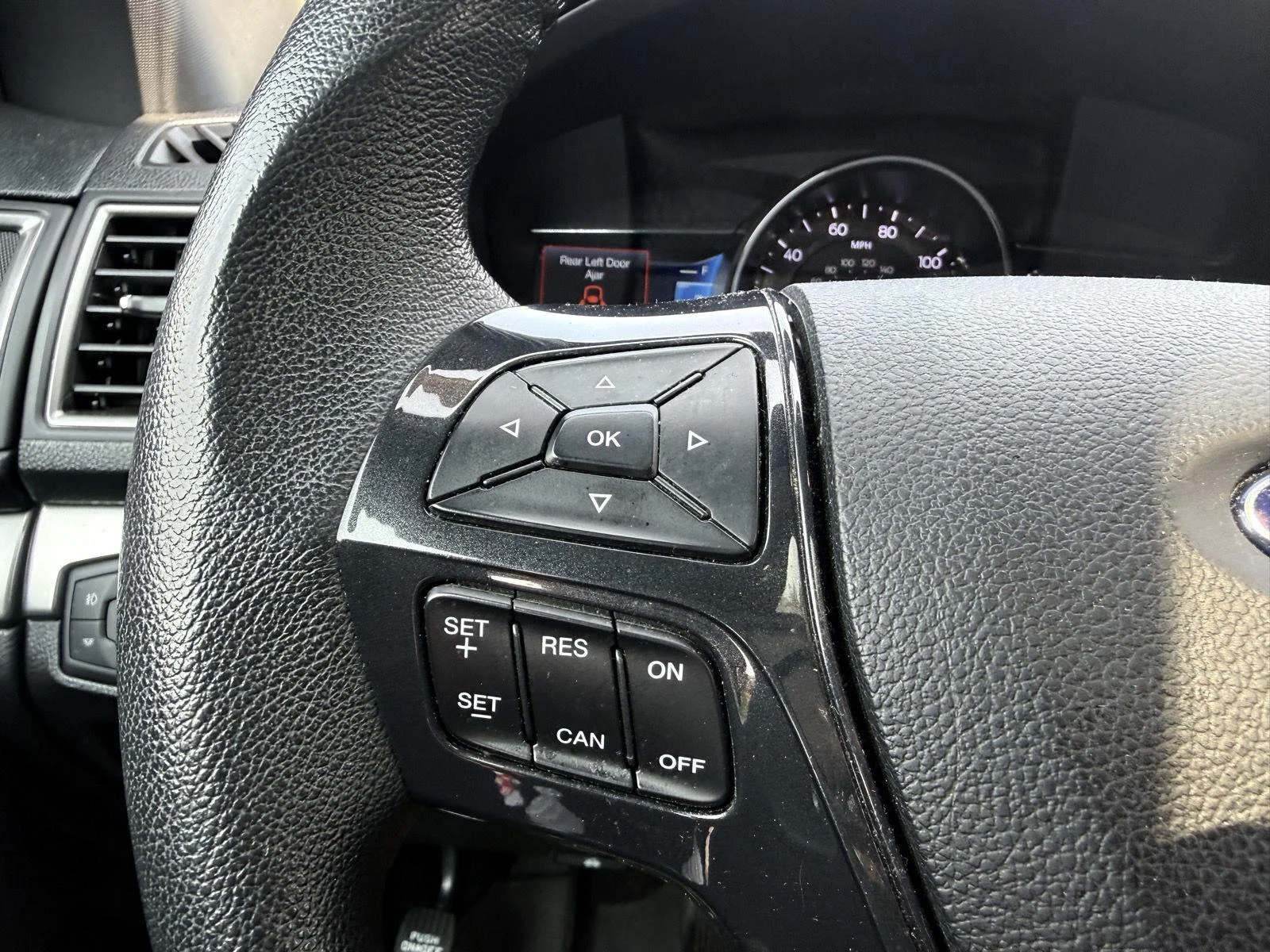 Used 2018 Ruby Red Metallic Tinted Clearcoat Ford XLT image 13