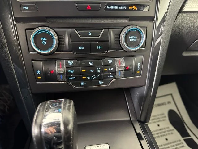 Used 2017 Ingot Silver Ford XLT image 14