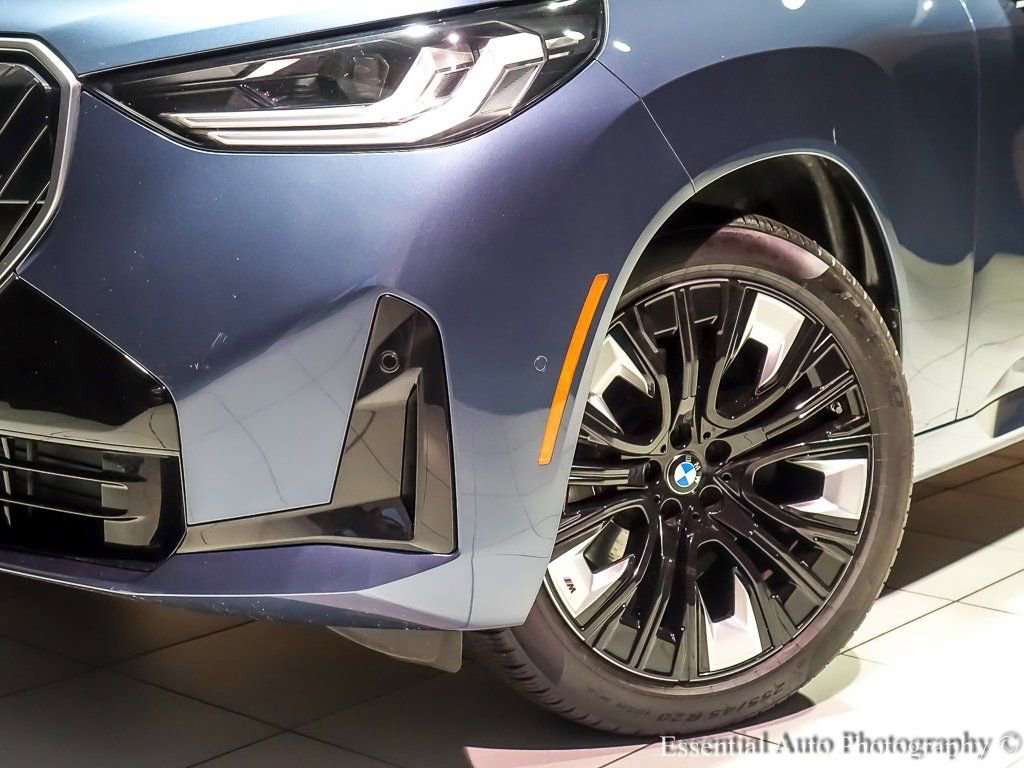 2025 BMW X3 - Image 4