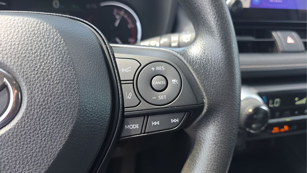 Used 2024 White Toyota XLE image 21