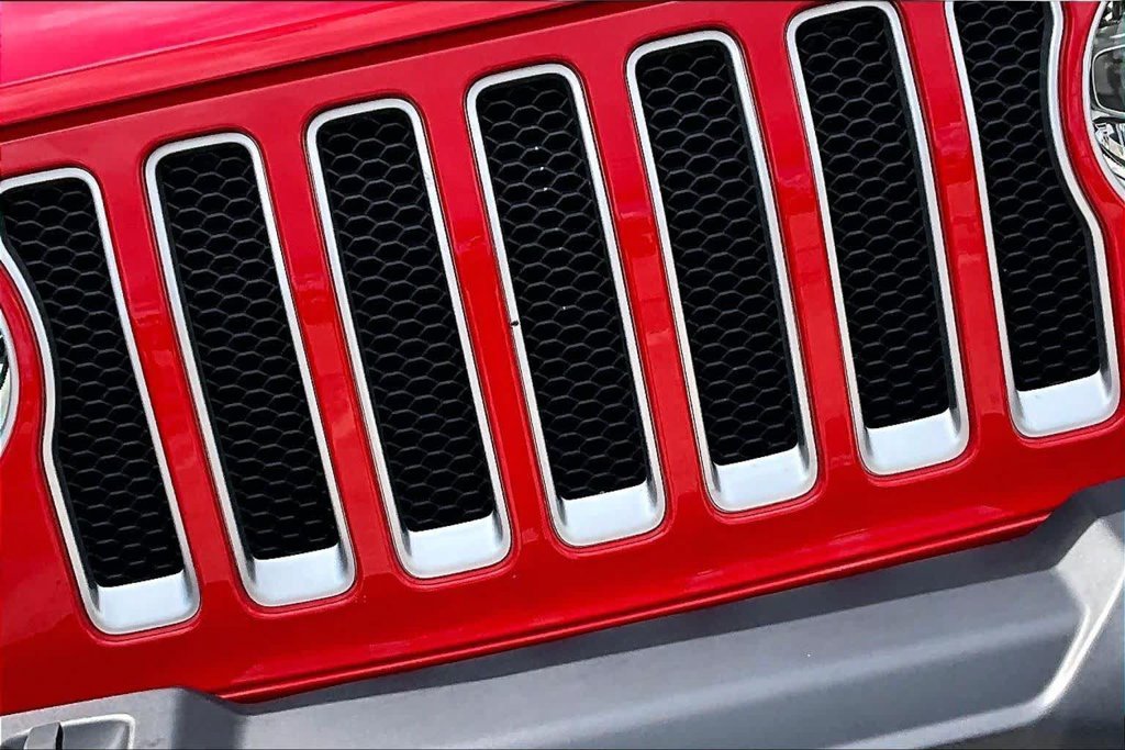 Used 2021 Red Jeep Unlimited Sahara image 29