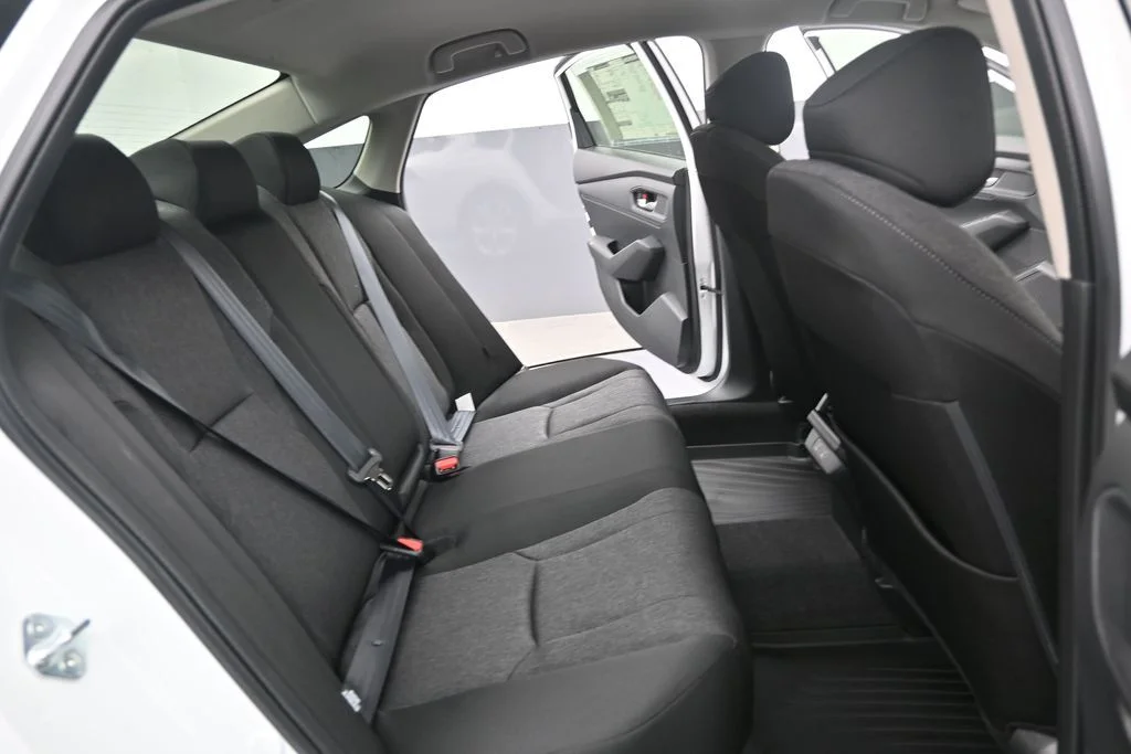 New 2026 Platinum White Pearl Honda LX image 27