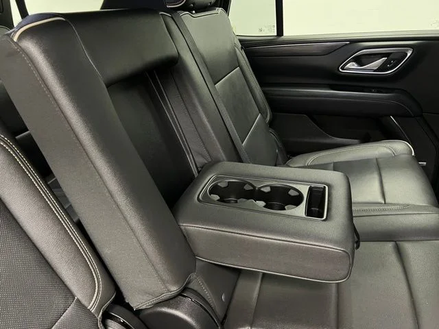 2024 GMC Yukon SLT - Photo 54