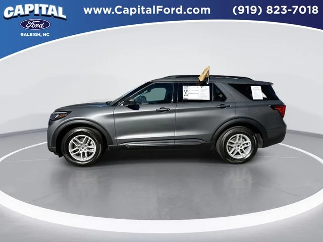 Used 2025 Gray Ford Active image 5
