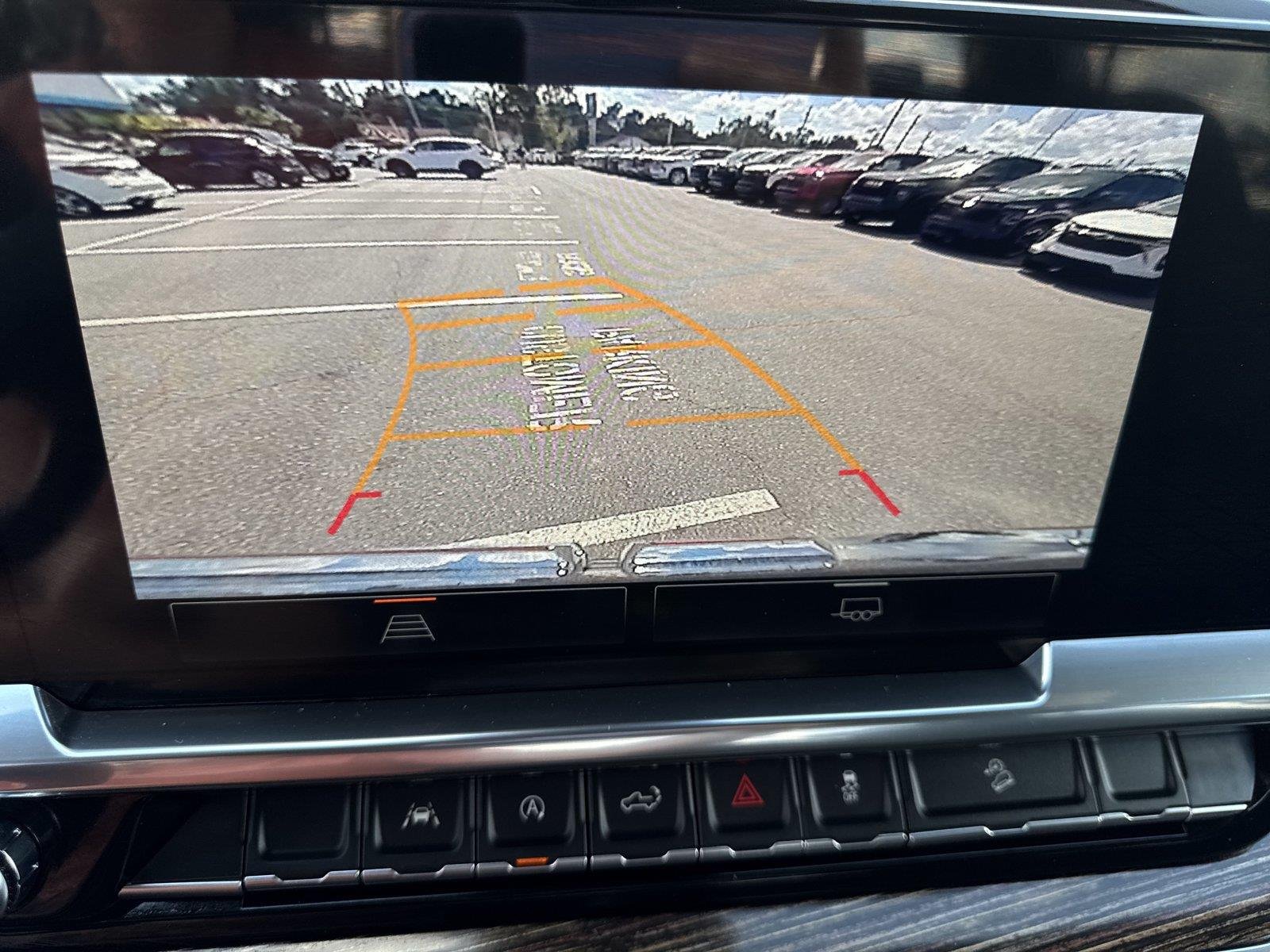 Used 2023 TITANIUM RUSH METALLIC GMC Elevation image 20