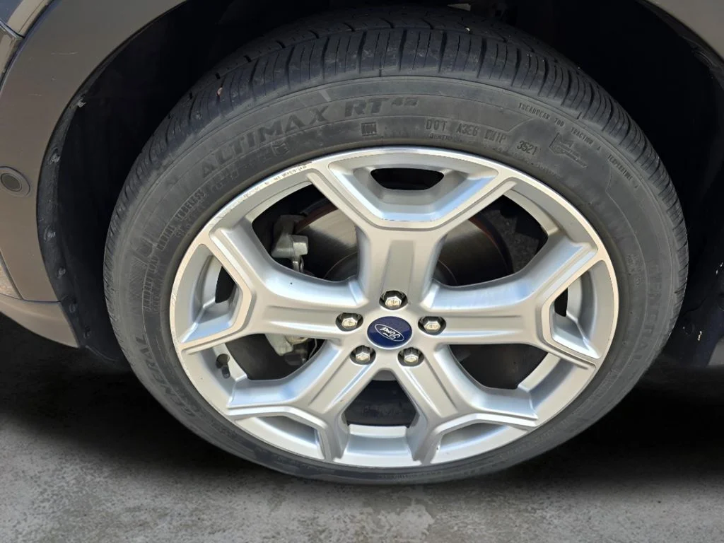 Used 2020 Nightfall Gray Metallic Chevrolet LS image 16